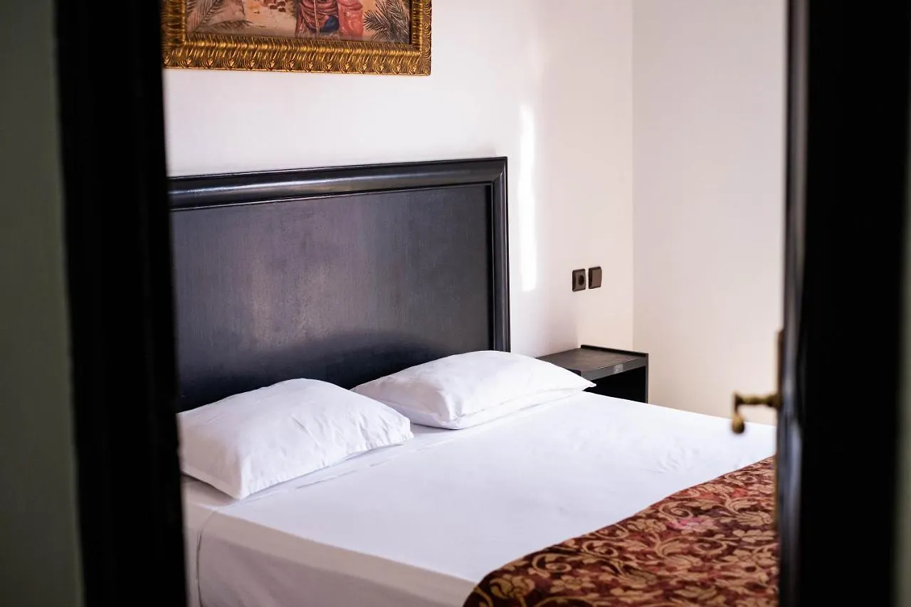 Apartamento Apart Hotel Larbi Marraquexe